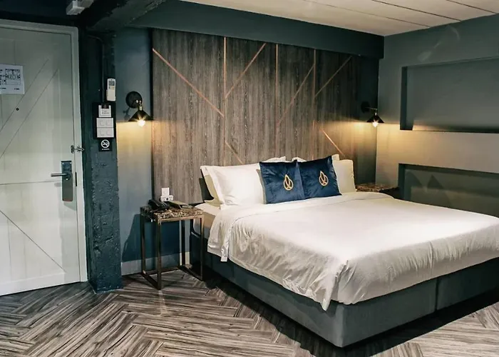 Ratchada Boutique 4*
