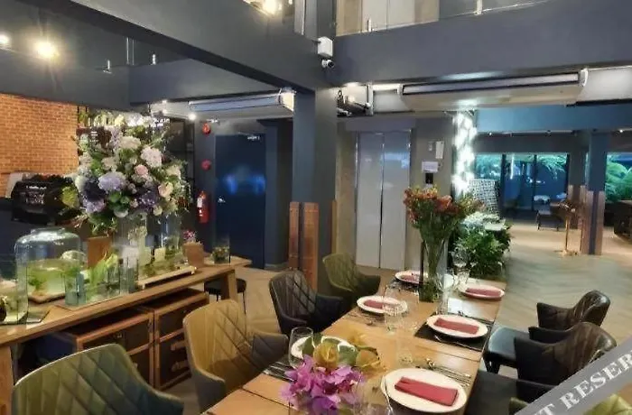 Ratchada Boutique Hotel 4*